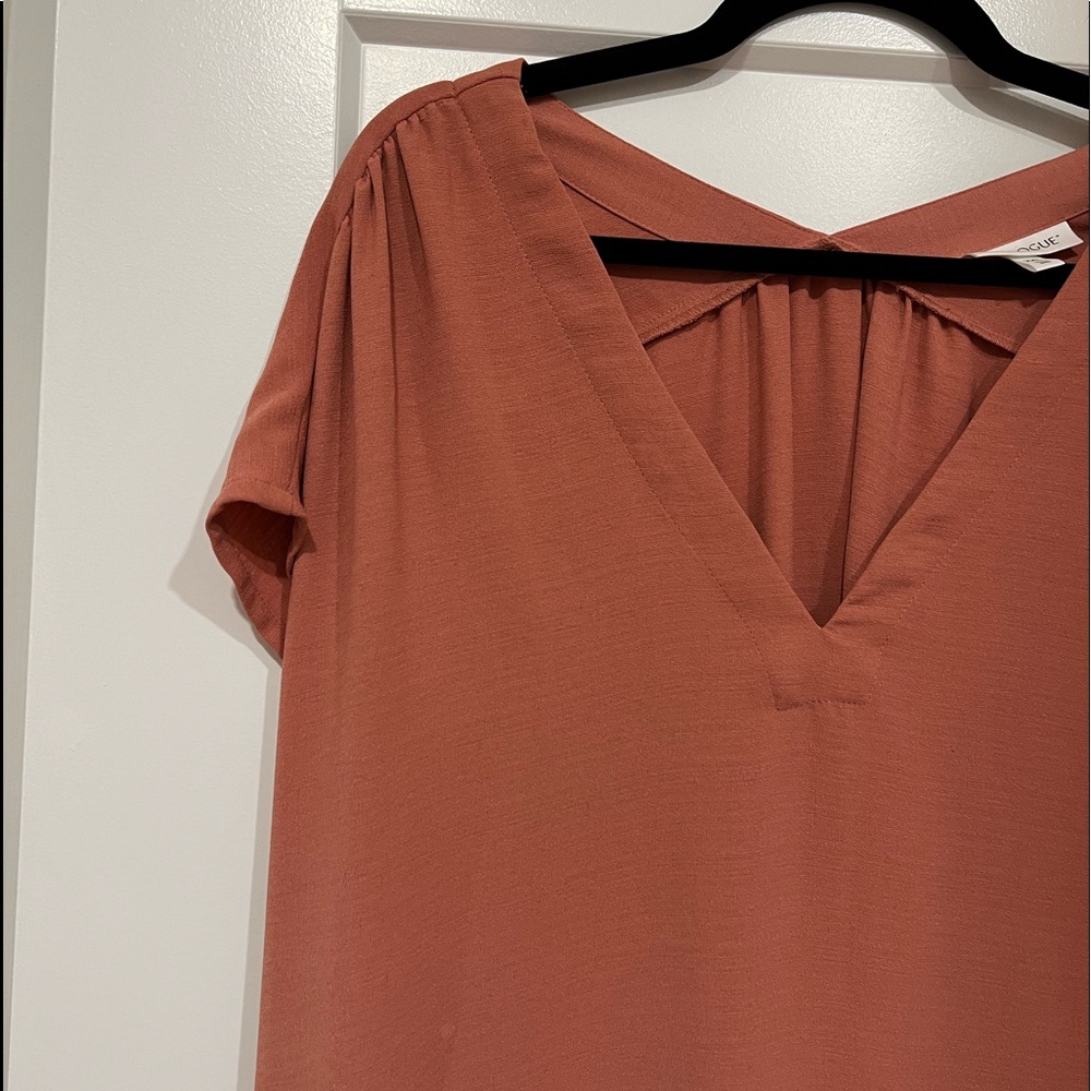 [ Host Pick ] 💚2/$40 Women's Midi Dress - Picture 2 of 8